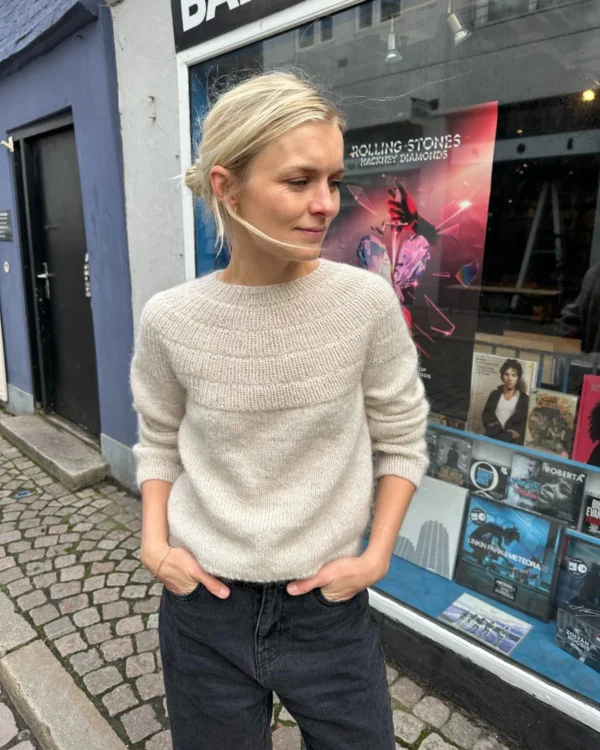 PetiteKnit Anker's Sweater - My Size is knitted in Tynn Peer Gynt by Sandnes Garn in the color 2641 held together with Tynn Silk Mohair by Sandnes Garn in the color 1012. PetiteKnit Anker's Sweater - My Size is knitted in Tynn Peer Gynt by Sandnes Garn in the color 2641 held together with Tynn Silk Mohair by Sandnes Garn in the color 1012.