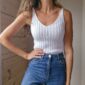 De Mia Top is gebreid met Drops Belle.