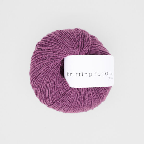 Knitting for Olive Merino - Blackberry ice cream Knitting for Olive Merino Brombeereis