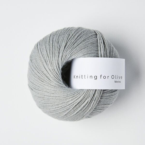 Knitting for Olive Merino - Soft blue Knitting for Olive Merino Zartblau