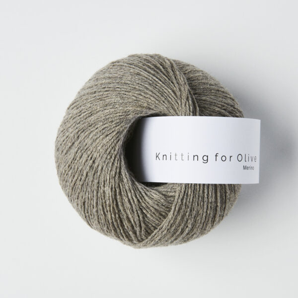 Knitting for Olive Merino - Dusty moose Knitting for Olive Merino Dusty Moose