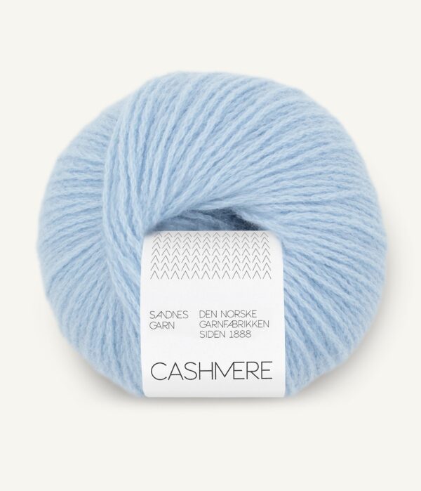 11645812_Brunnera-blue_300dpi_noste.jpg Sandnes Garn Cashmere 5812 Brunnera Blue